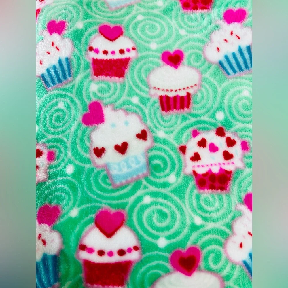 Valentine’s Day Pillow & Blanket